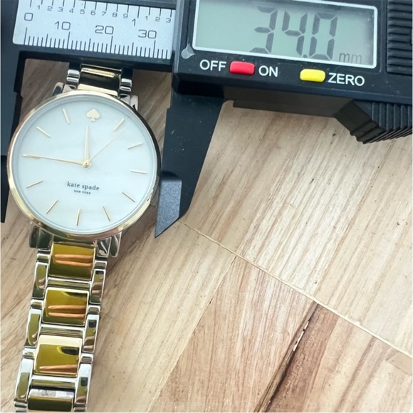 Kate spade New York ladies two toned round dress watch NEW BATTERY main image 11